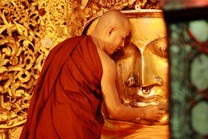 Mahamuni Buddha